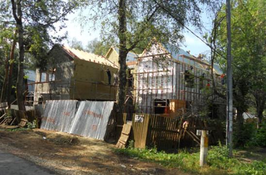 Moscow Summer House On Site